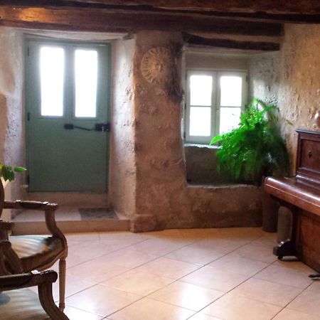 La Maison De Chloe Senouillac Buitenkant foto