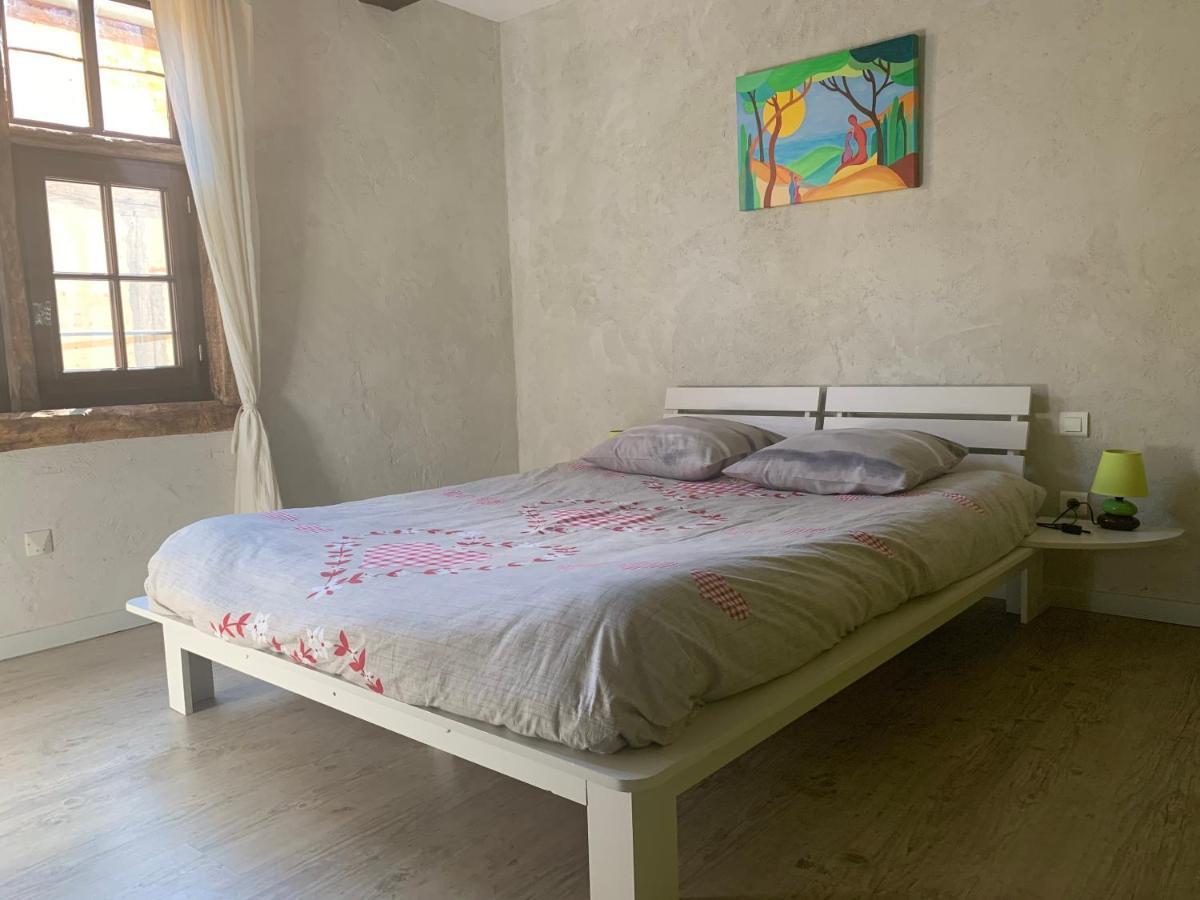 La Maison De Chloe Senouillac Buitenkant foto